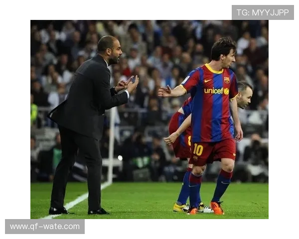 欧冠小组赛前瞻：梅西领衔巴黎挑战拜仁，曼城欲复仇皇马